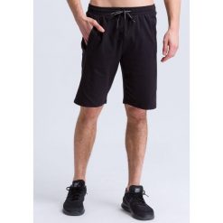 Krótka bluza Erima essential. Czarne krótkie spodenki sportowe męskie Erima, m, bez wzorów, z dresówki. W wyprzedaży za 161.50 zł.