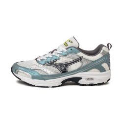 Buty Mizuno MXR. Białe obuwie sportowe damskie Mizuno, bez wzorów, z gumy, do biegania. Za 379.99 zł.