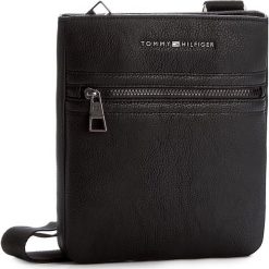Saszetka TOMMY HILFIGER - Essential Flat Crossover AM0AM00806 Black 002. Czarne saszetki męskie Tommy Hilfiger, ze skóry ekologicznej, młodzieżowe. Za 299.00 zł.