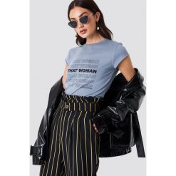 NA-KD T-shirt That Woman - Blue. Niebieskie t-shirty damskie NA-KD, z nadrukiem. Za 72.95 zł.