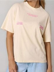 Koszulka z napisem - żółty. Żółte t-shirty damskie Sinsay, l, bez wzorów, bez kołnierzyka. Za 29.99 zł.