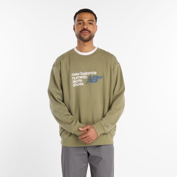 Bluza męska New Balance Numeric MT51952DEK – zielona. Zielone bluzy męskie New Balance, m, z aplikacjami, z bawełny, bez kaptura. Za 299.99 zł.