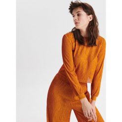 Bluzka z prążkowanej dzianiny - Pomarańczowy. Bluzki damskie marki Cropp. Za 59.99 zł.