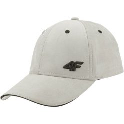 Czapka z daszkiem męska CAM001 - chłodny jasny szary. Czapki i kapelusze męskie marki 4f. Za 39.99 zł.