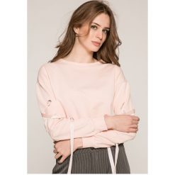 Answear - Bluzka. Szare bluzki damskie ANSWEAR, z bawełny, casualowe, z okrągłym kołnierzem. W wyprzedaży za 49.90 zł.