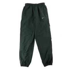 Second life - Spodnie dresowe męskie Nike - Stan dobry. Czarne spodnie sportowe męskie Nike, l, bez wzorów, z dresówki, na fitness i siłownię. Za 106.46 zł.