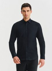 PAKO LORENTE – Czarna bawełniana koszula męska. Czarne koszule męskie Pako Lorente, m, bez wzorów, z bawełny, bez kołnierzyka, bez ramiączek. Za 149.99 zł.