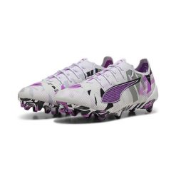 Buty piłkarskie unisex ULTRA 5 ULTIMATE FOREVER FG PUMA. Białe buty sportowe męskie Puma, bez zapięcia, do piłki nożnej. W wyprzedaży za 599.00 zł.