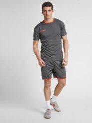 Hummel Koszulka sportowa męska T-shirt Authentic Poly Jersey. Szare t-shirty męskie Hummel, m, bez wzorów, z dresówki, biznesowe, bez kołnierzyka. Za 58.00 zł.