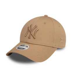 Damska czapka z daszkiem New Era MLB New York Yankees. Brązowe czapki i kapelusze damskie New Era, bez wzorów, eleganckie. Za 179.00 zł.