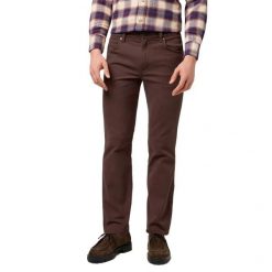 MESKIE SPODNIE WRANGLER GREENSBORO MAHOGANY 112370722. Spodnie materiałowe męskie Wrangler, l, bez wzorów, z jeansu. Za 219.99 zł.