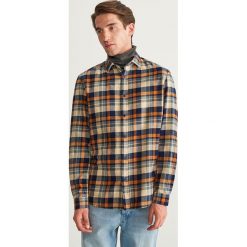 Koszula w kratę regular fit - Żółty. Żółte koszule męskie Reserved. Za 119.99 zł.