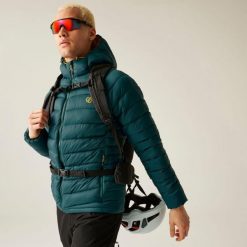 Kurtka turystyczna męska Mountain Series. Niebieskie kurtki męskie Dare 2b, m, bez wzorów, z poliamidu, bez kaptura, narciarskie. W wyprzedaży za 408.30 zł.