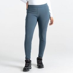 Damskie legginsy Dare 2B Melodic II. Szare legginsy sportowe damskie Dare 2b, bez wzorów, trekkingowe. W wyprzedaży za 266.00 zł.