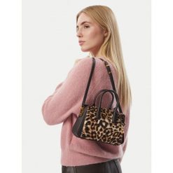 Torebka MICHAEL Michael Kors. Brązowe torebki do ręki damskie MICHAEL Michael Kors, bez wzorów, klasyczne, bez dodatków. Za 1,209.00 zł.