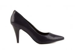 Czółenka Bayla-056 2056-616 Granat, Skóra naturalna - 36. Niebieskie czółenka damskie Bayla, bez wzorów, z lakierowanej skóry, klasyczne, bez obcasa, bez zapięcia. W wyprzedaży za 89.10 zł.