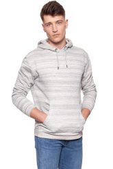 BLUZA MĘSKA LEE HOODIE GREY MELE L81XHH37. Szare bluzy męskie Lee, l, bez wzorów, z kapturem. W wyprzedaży za 89.99 zł.