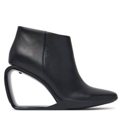 Botki United Nude. Czarne botki damskie United Nude, bez obcasa, na koturnie, bez zapięcia. Za 1,689.00 zł.