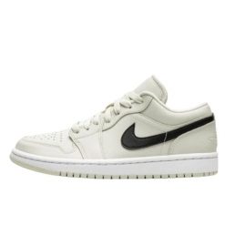 Buty do chodzenia damskie Nike Air Jordan 1 Retro. Brązowe obuwie sportowe damskie Nike, bez wzorów, z jeansu, trekkingowe, Nike Air Jordan. Za 647.00 zł.