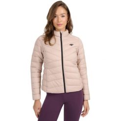 4F damska kurtka pikowana, lekka, hydrofobowa. Brązowe kurtki damskie 4f, s, bez wzorów, z materiału, bez kaptura. Za 186.99 zł.