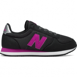New Balance KL220BPY. Czarne buty sportowe chłopięce New Balance, z materiału. W wyprzedaży za 129.99 zł.