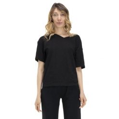 Damski T-shirt z dekoltem w kształcie litery V w kolorach ziemi. Czarne obuwie sportowe damskie LEONE 1947 APPAREL, bez wzorów, z tkaniny, na fitness i siłownię. W wyprzedaży za 92.45 zł.