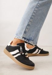 Czarne Sneakersy Typu Tenisówki Ozdobione Koralikami Daemeli. Czarne trampki i tenisówki damskie Renee, bez wzorów, z jeansu, klasyczne, bez zapięcia. Za 99.99 zł.