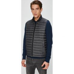 Tommy Hilfiger - Bezrękawnik puchowy. Kurtki męskie marki Tommy Hilfiger. W wyprzedaży za 499.90 zł.