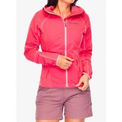 Kurtka softshell damska Columbia Sweet As Softshell Hoodie. Czerwone kurtki sportowe damskie Columbia, bez wzorów, z softshellu, bez kaptura, trekkingowe. Za 291.99 zł.