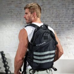 Wielofunkcyjny plecak z obciążeniem do treningu w plenerze – 22,7 kg. Czarne plecaki damskie CENTR, bez wzorów. Za 402.80 zł.