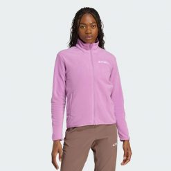 Kurtka Multi Essentials Full-Zip Fleece. Fioletowe kurtki sportowe damskie Adidas, l, bez wzorów, z materiału, bez kaptura, trekkingowe. Za 219.00 zł.