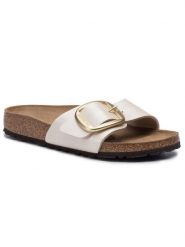 Birkenstock Klapki Madrid Big Buckle 1015279 Beżowy. Brązowe klapki damskie Birkenstock, bez wzorów, ze skóry, bez obcasa. Za 499.99 zł.