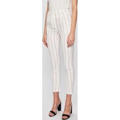 Silvian Heach - Spodnie. Legginsy damskie marki Silvian Heach. W wyprzedaży za 269.90 zł.