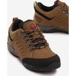 Khaki Buty Sportowe Hackney. Brązowe buty sportowe męskie Born2be, przed kostkę, bez zapięcia. Za 109.99 zł.