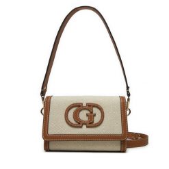 Torebka Guess. Brązowe torebki do ręki damskie Guess, z aplikacjami, klasyczne, bez dodatków. Za 339.99 zł.
