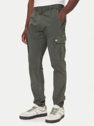 Tommy Jeans Spodnie materiałowe DM0DM22003 Zielony Regular Fit. Zielone spodnie materiałowe męskie Tommy Jeans, m, bez wzorów, z bawełny. Za 429.99 zł.