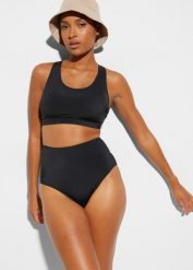 Figi bikini High Waist, z regulacją w pasie. Czarne bikini damskie bonprix, bez wzorów. Za 94.99 zł.