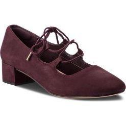 Półbuty CLARKS - Orabella Sofia 261349674 Aubergine. Półbuty damskie marki Clarks. W wyprzedaży za 279.00 zł.