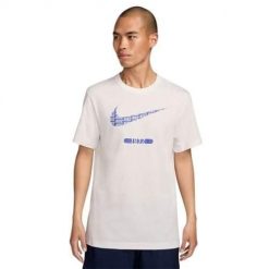 Koszulka sportowa męska Nike 6 Swoosh. Białe koszulki sportowe męskie Nike, m, bez wzorów, bez kołnierzyka, bez ramiączek. Za 207.00 zł.