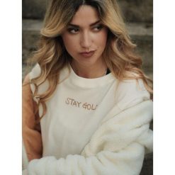 Bluza z wełna z ściągacze na co dzień na siłownię. Czarne bluzy sportowe damskie LEONE 1947 APPAREL, bez wzorów, z poliesteru, bez kaptura, na fitness i siłownię. Za 147.31 zł.