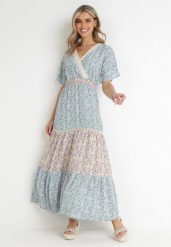 Niebiesko-Miętowa Rozkloszowana Sukienka Maxi z Gumką w Talii i Koronkowym Dekoltem Gerbera. Niebieskie sukienki damskie Born2be, na imprezę, na lato, l, bez wzorów, z koronki, bez kołnierzyka, bez ramiączek, maxi, kopertowe. Za 99.99 zł.