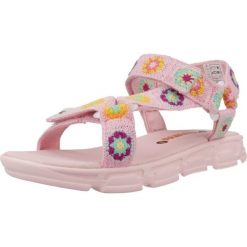 Sandały PABLOSKY 986170P Rose. Czerwone sandały damskie Pablosky, bez wzorów, z tkaniny, bez obcasa, bez zapięcia. Za 141.99 zł.