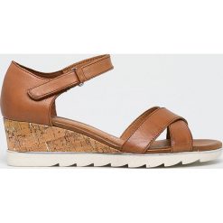 Marco Tozzi - Sandały. Klapki damskie Marco Tozzi. W wyprzedaży za 219.90 zł.