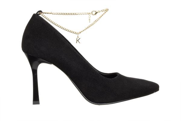 Czółenka Bayla-159 4971 003-P Czarny Welur 159189, Skóra naturalna - 38. Czarne czółenka damskie Bayla, bez wzorów, ze skóry, biznesowe, bez obcasa, na obcasie, bez zapięcia. W wyprzedaży za 314.10 zł.