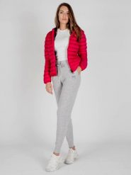 Invicta Kurtka "Down Jacket" | 4431449 | Kobieta | Różowy. Czerwone kurtki damskie Invicta, m, z aplikacjami, z poliamidu, bez kaptura. W wyprzedaży za 419.00 zł.