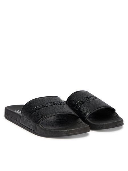 Armani Exchange Klapki XM002887 AF22832 UC001 Czarny. Czarne klapki męskie Armani Exchange, z syntetyku. Za 188.99 zł.