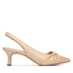 Czółenka Caprice. Brązowe czółenka damskie Caprice, bez wzorów, bez obcasa, bez zapięcia. Za 399.99 zł.