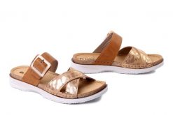 INBLU FA-06 021 camel, klapki damskie. Brązowe klapki damskie Inblu, bez wzorów, bez obcasa. Za 101.90 zł.