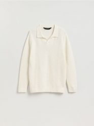 Strukturalny sweter polo - biały. Białe swetry przez głowę męskie Reserved, l, bez wzorów, z bawełny, bez kołnierzyka. Za 139.99 zł.