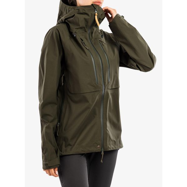 Kurtka damska Fjallraven Keb Eco-Shell Jacket. Zielone kurtki damskie Fjällräven, bez wzorów, bez kaptura. Za 2,340.45 zł.